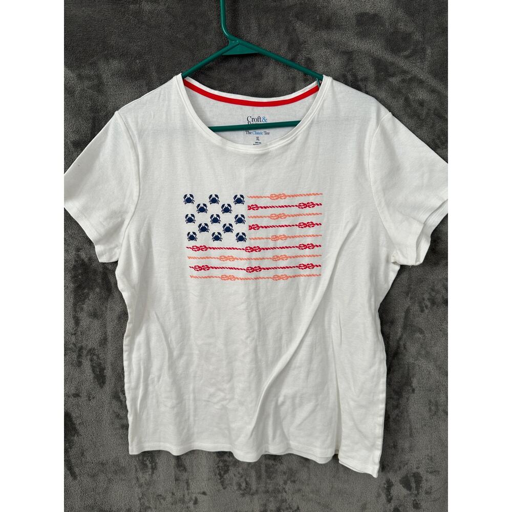 Croft & Barrow The Classic Tee with flag graphic women’s size xl Cotton crabs